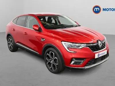 Używany Renault Arkana Techno 143 KM (105 kW) 2023 Czerwony SUV