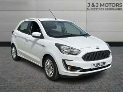 Used Ford Ka Plus Zetec 85 HP (62 kW) 2019 White Hatchback