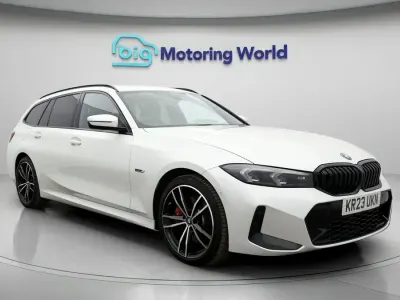 Used BMW 330e M Sport 292 HP (214 kW) 2023 White Estate