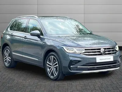 Used VW Tiguan Elegance 150 HP (110 kW) 2023 Grey SUV