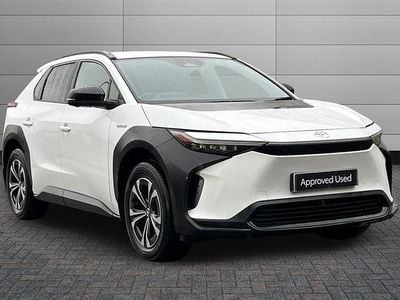 Used Toyota bZ4X 150 kW (204 HP) 2024 White SUV