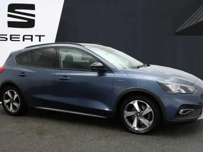 Used Ford Focus Active 123 HP (90 kW) 2019 Blue Hatchback