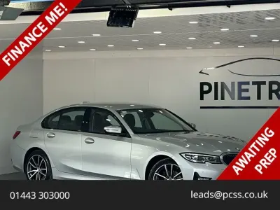 Begagnad BMW 318 Sport Line 150 HK (110 kW) 2019 Silver Sedan