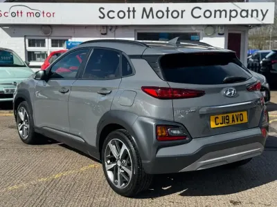 Second-hand Hyundai Kona Premium SE 120 CP (88 kW) 2019 Gri SUV