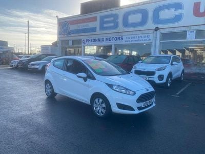 White Used 2013 Ford Fiesta Style Hatchback | £3,395 (A bit pricey)