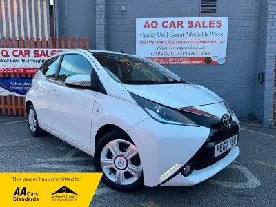 Used Toyota Aygo 68 HP (50 kW) 2017 White Hatchback