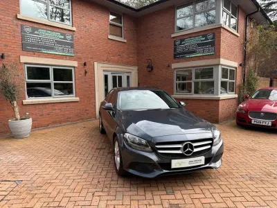 Begagnad Mercedes C200 Executive 184 HK (135 kW) 2016 Grå Sedan