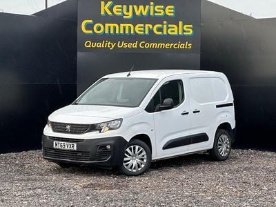 White Used 2019 Peugeot Partner MPV | £8,690 (Fair price)