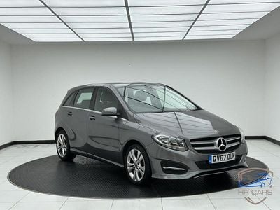 Begagnad Mercedes B180 Executive 109 HK (80 kW) 2018 Grå Minibuss