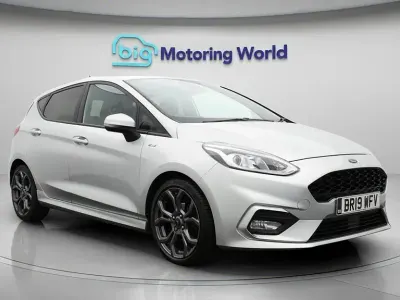 Używany Ford Fiesta ST-Line 125 KM (91 kW) 2019 Srebrny Hatchback