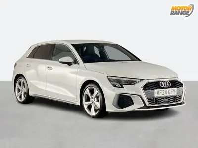 Używany Audi A3 S-Line 2024 Biały Hatchback