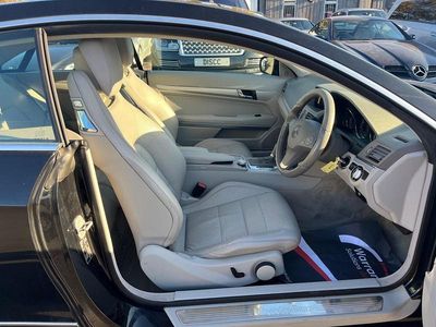 Used Mercedes E350 SE 231 HP (169 kW) 2009 Black Coupe