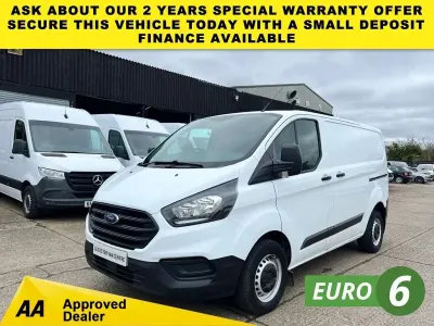 Used Ford Transit Custom 105 HP (77 kW) 2019 White Van