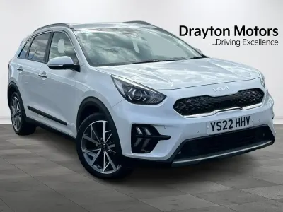 Gebraucht Kia Niro 139 PS (102 kW) 2022 Weiß SUV