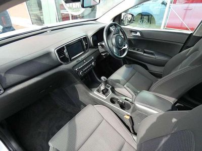 Used Kia Sportage 129 HP (94 kW) 2017 White SUV
