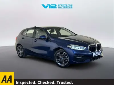 Used BMW 118 Sport Line 136 HP (100 kW) 2023 Blue Hatchback