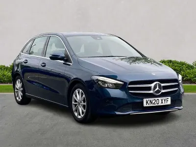 Begagnad Mercedes B180 Executive 2020 Blå Minibuss