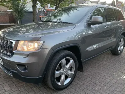 Used Jeep Grand Cherokee Overland 237 HP (174 kW) 2012 Grey SUV