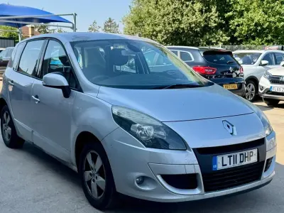 Used Renault Scénic III Dynamique 110 HP (80 kW) 2011 MPV