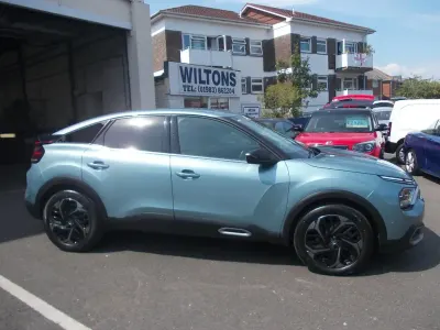 Used Citroën C4 PureTech 130 HP (95 kW) 2021