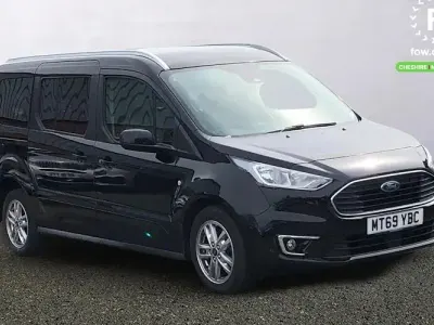 Used Ford Tourneo