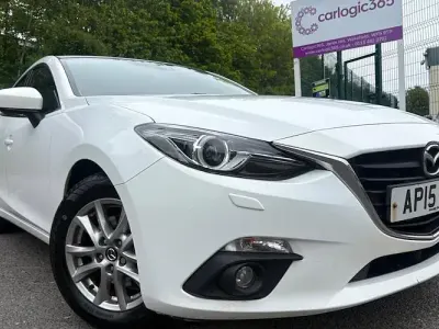 Käytetty Mazda 3 120 HP (88 kW) 2016 Sedan