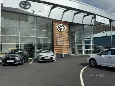 Begagnad Toyota C-HR 116 HK (85 kW) 2018 Silver SUV