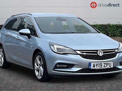 Used Vauxhall Astra SRi 136 HP (100 kW) 2019 Silver Estate