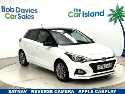 Usado Hyundai i20 84 CV (61 kW) 2019 Blanco Utilitario