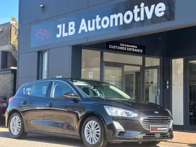 Second-hand Ford Focus Titanium 125 CP (91 kW) 2019 Negru Hatchback