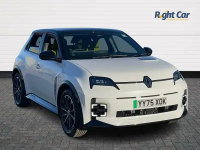 Novo Renault 5 E-Tech Iconic 89 kW (122 HP) 2025 Branco Citadino