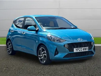 Used Hyundai i10 Premium 67 HP (49 kW) 2023 Turquoise Hatchback