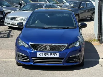 Used Peugeot 308 GT-line 130 HP (95 kW) 2020 Blue Hatchback