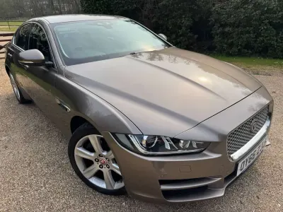 Käytetty Jaguar XE
