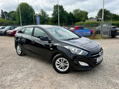 Used Hyundai i30 SE 2016 Black Estate