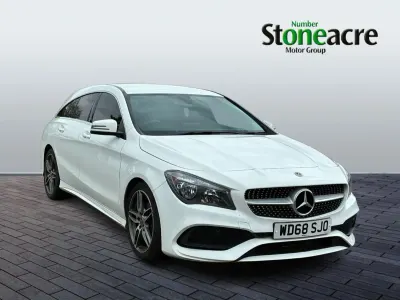 Usado Mercedes CLA200 Shooting Brake AMG line 2019 Branco Carrinha
