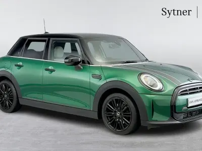 Used Mini Cooper Exclusive 134 HP (98 kW) 2023 Green Hatchback