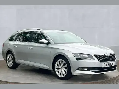 Second-hand Skoda Superb SE L Executive 150 CP (110 kW) 2018 Argintiu Break