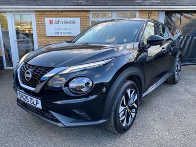 Używany Nissan Juke Acenta Premium 114 KM (83 kW) 2025 Czarny SUV