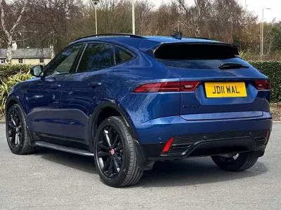Usado Jaguar E-Pace R-Dynamic 201 HP (147 kW) 2022 Azul SUV