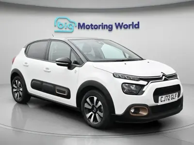 Używany Citroën C3 PureTech 83 KM (61 kW) 2023 Biały Hatchback