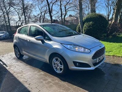Used Ford Fiesta Zetec 125 HP (91 kW) 2013 Silver Hatchback