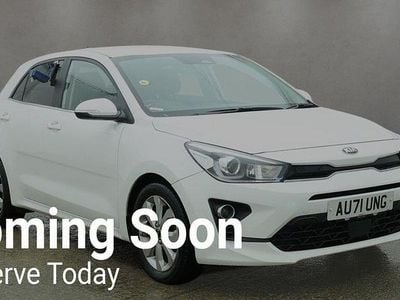 Used Kia Rio 120 HP (88 kW) 2021 White Hatchback