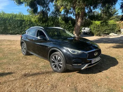 Used Infiniti QX30 Premium 2018 Black MPV