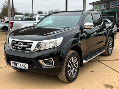 Black Used 2017 Nissan Navara N-Connecta Pickup | £10,450 (Fair price)