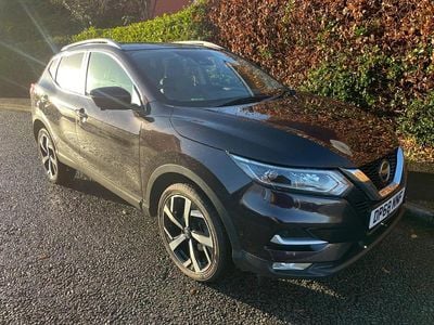 Black Used 2018 Nissan Qashqai Tekna SUV | £9,995 (Good price)