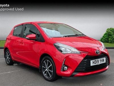 Red Used 2019 Toyota Yaris | £9,255 (Fair price)