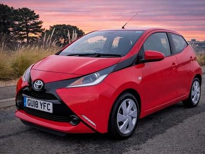 Used Toyota Aygo X-play 2018 Red Hatchback