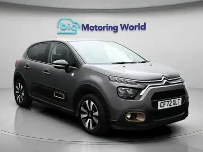 Używany Citroën C3 PureTech 83 KM (61 kW) 2023 Szary Hatchback
