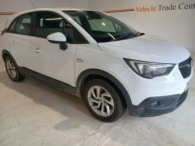 Used Vauxhall Crossland X 81 HP (59 kW) 2018 White SUV